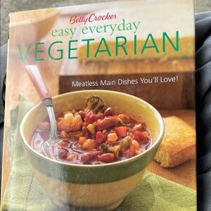 Betty Crocker Vegetarian CookbookHardback